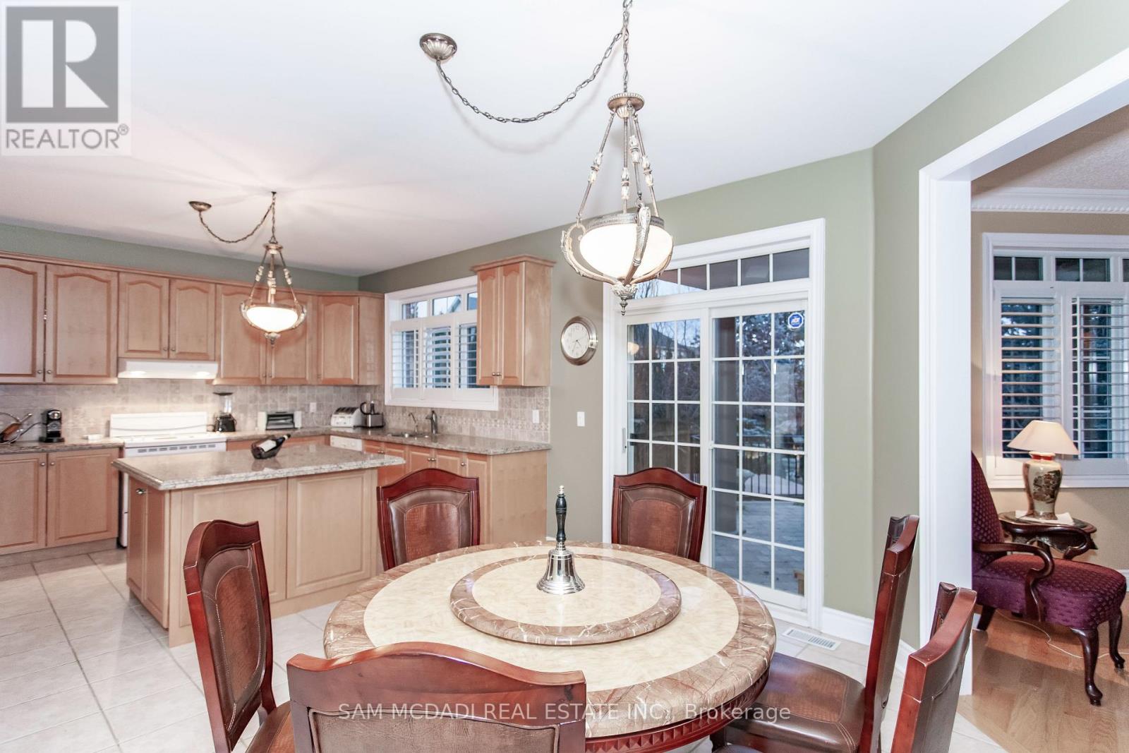 50 Links Lane, Brampton (Credit Valley), Ontario  L6Y 5H1 - Photo 13 - W12783730