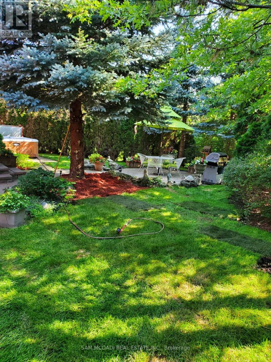 50 Links Lane, Brampton (Credit Valley), Ontario  L6Y 5H1 - Photo 37 - W12783730