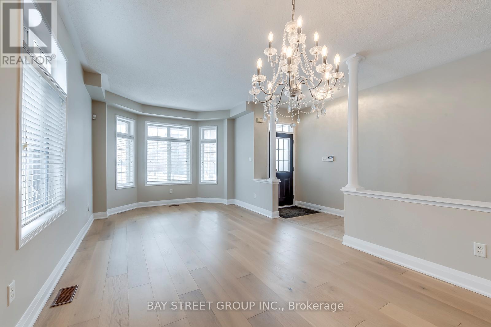 3581 Jorie Crescent, Mississauga, Ontario  L5M 7G5 - Photo 7 - W12783746