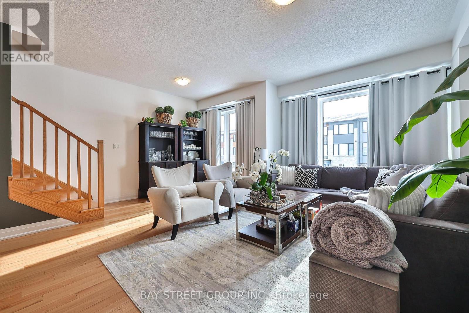 75 Windtree Way, Halton Hills, Ontario  L7G 0P6 - Photo 10 - W12783760