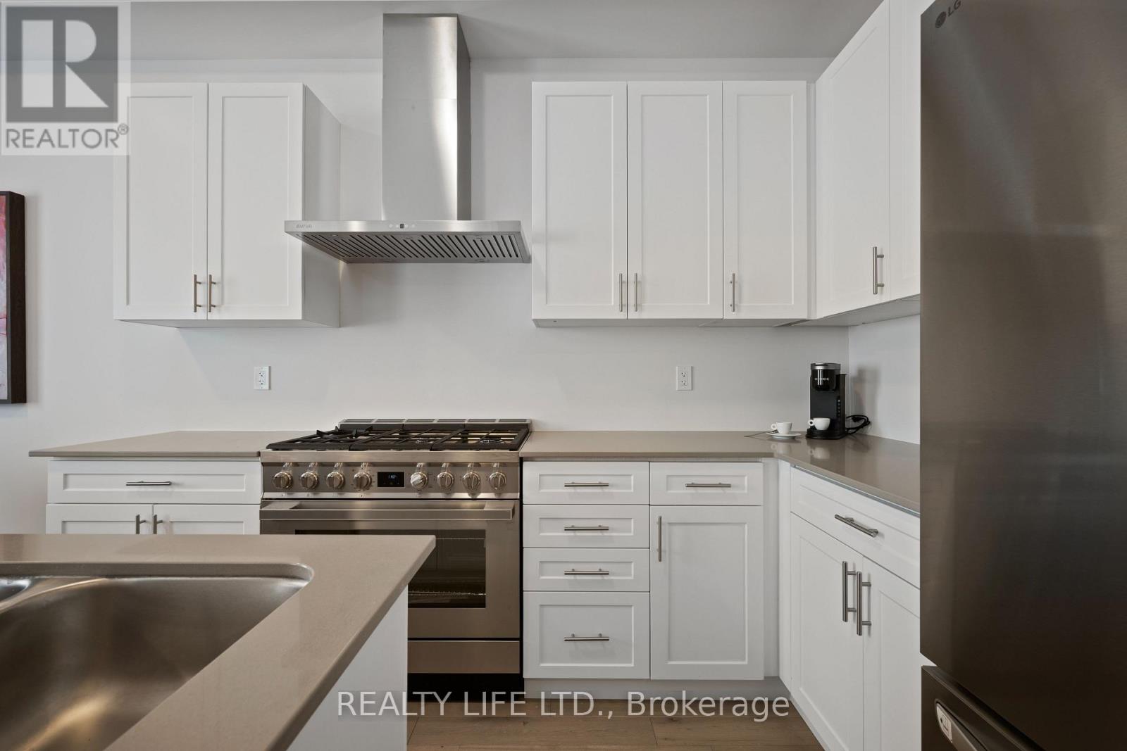 1280 Anthonia Trail, Oakville, Ontario  L6H 7Y6 - Photo 14 - W12783766