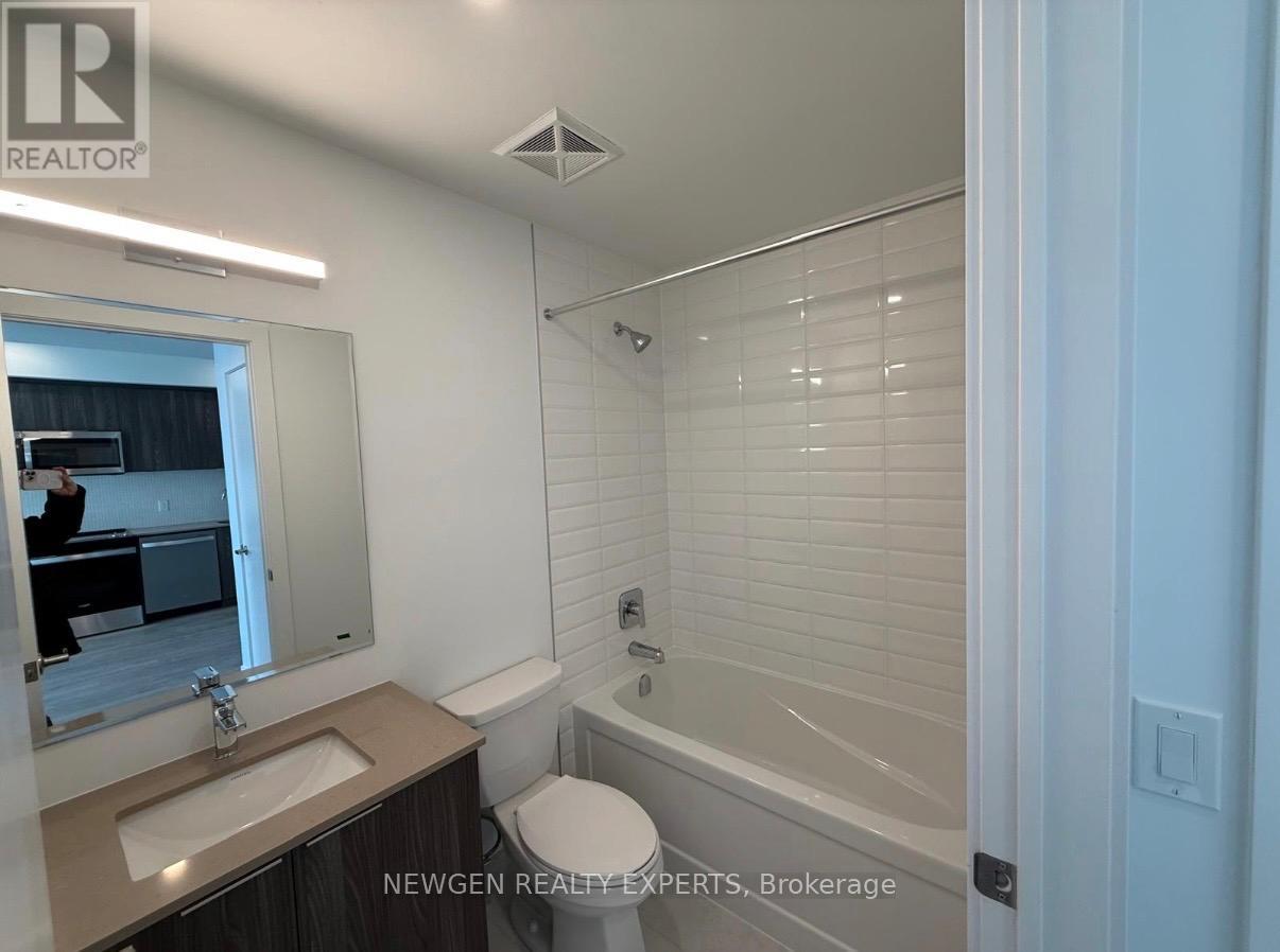 303 - 750 Whitlock Avenue, Milton, Ontario  L9E 1M4 - Photo 10 - W12783826