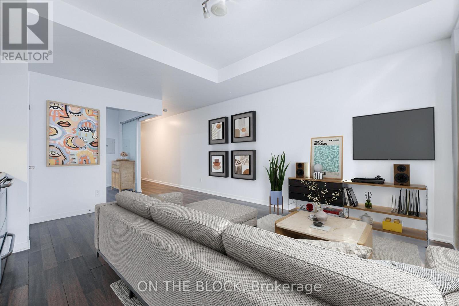 302 - 38 Joe Shuster Way, Toronto, Ontario  M6K 0A5 - Photo 3 - W12783868