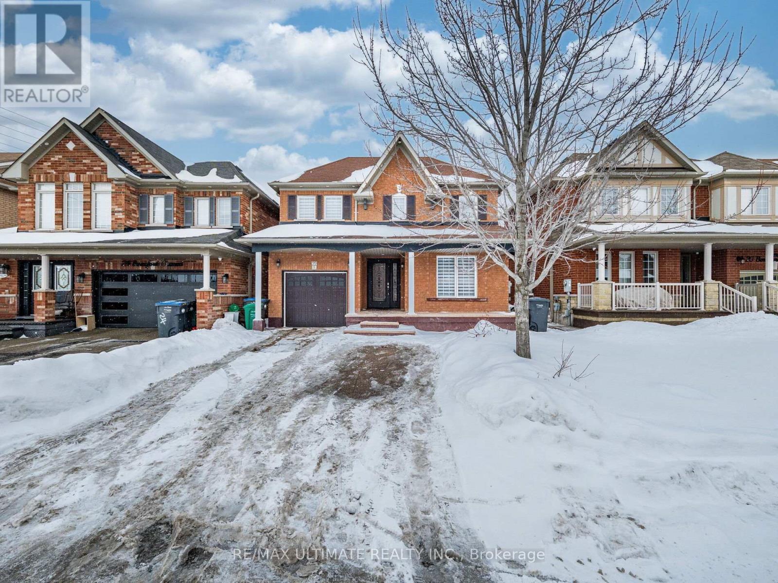 22 Beresford Crescent, Brampton, Ontario  L6P 2M2 - Photo 2 - W12783870