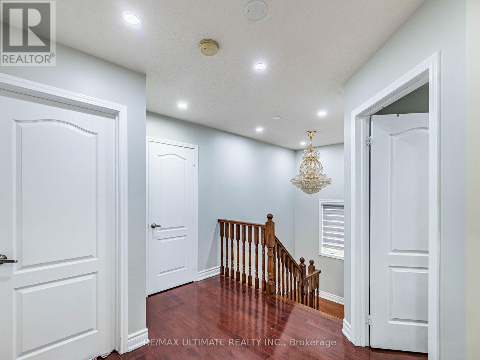 22 Beresford Crescent, Brampton, Ontario  L6P 2M2 - Photo 25 - W12783870