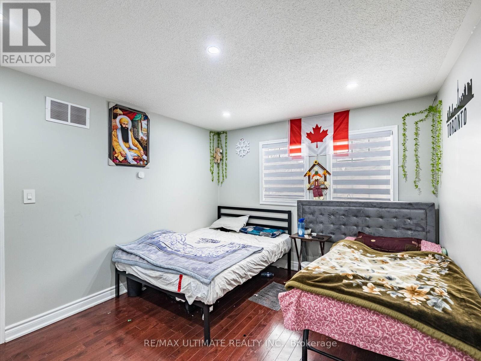 22 Beresford Crescent, Brampton, Ontario  L6P 2M2 - Photo 30 - W12783870