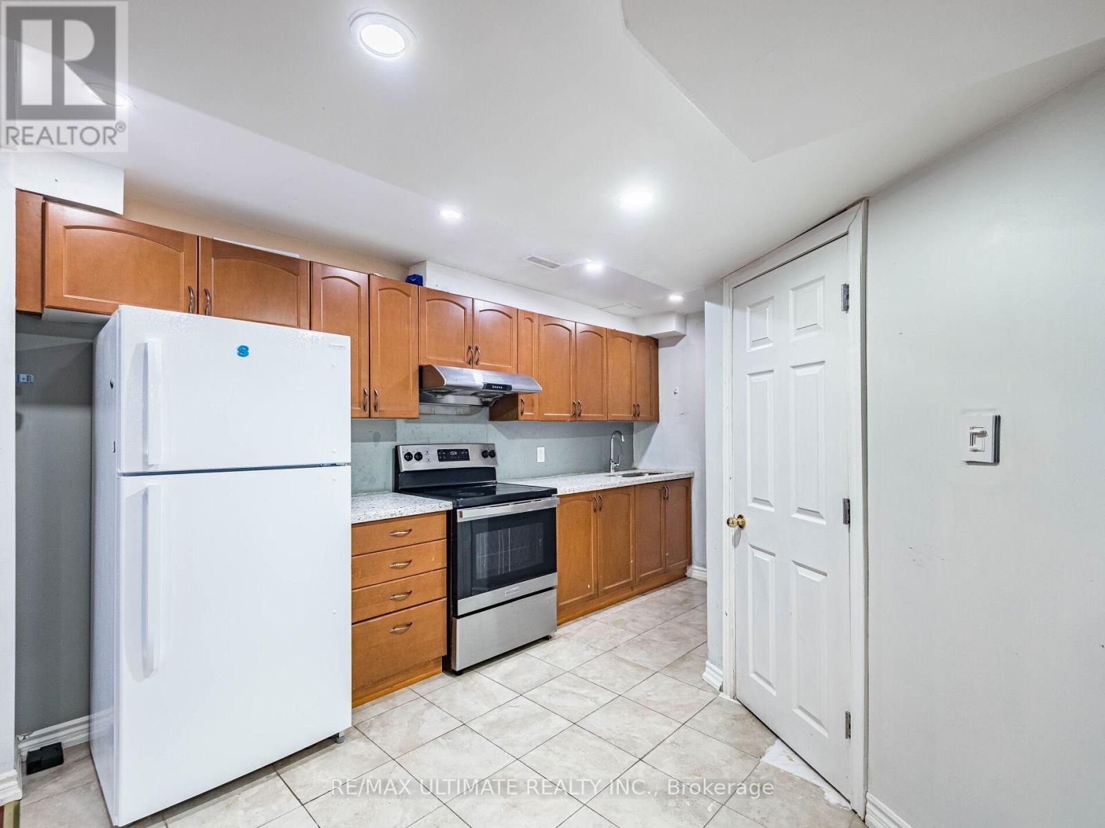 22 Beresford Crescent, Brampton, Ontario  L6P 2M2 - Photo 39 - W12783870