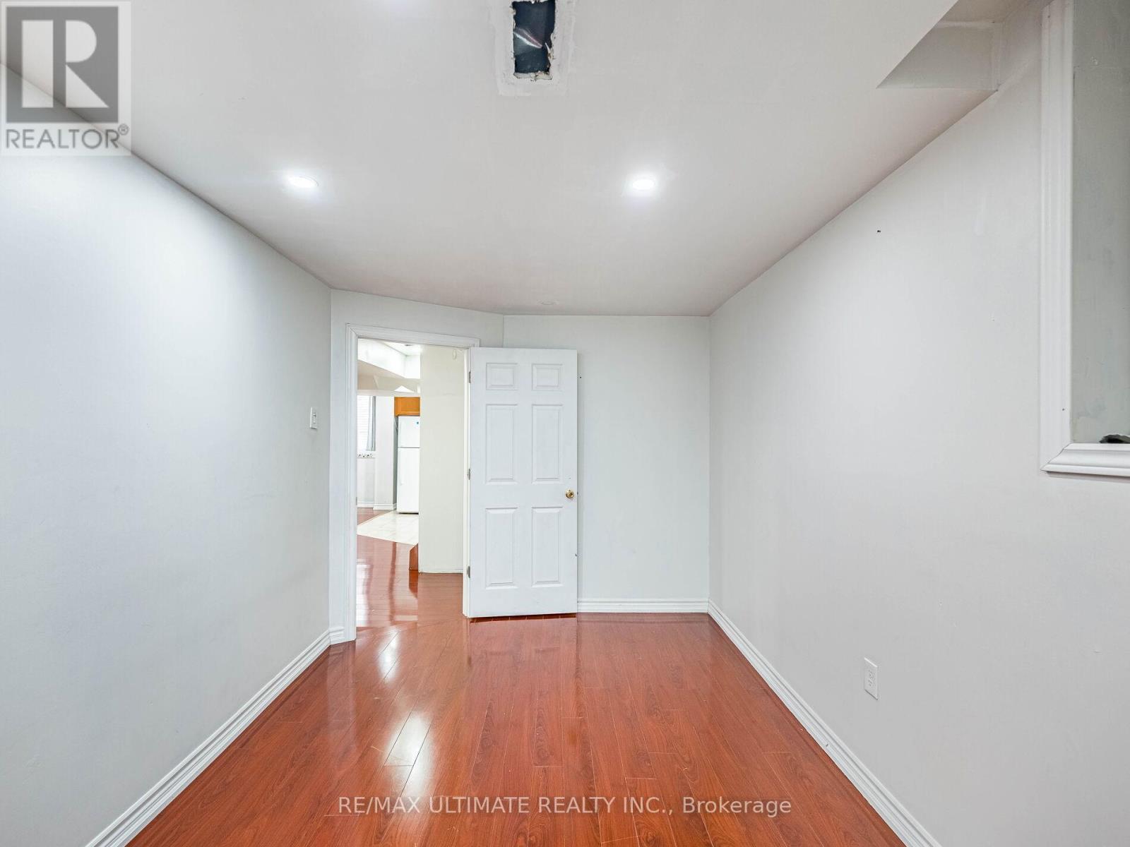 22 Beresford Crescent, Brampton, Ontario  L6P 2M2 - Photo 47 - W12783870