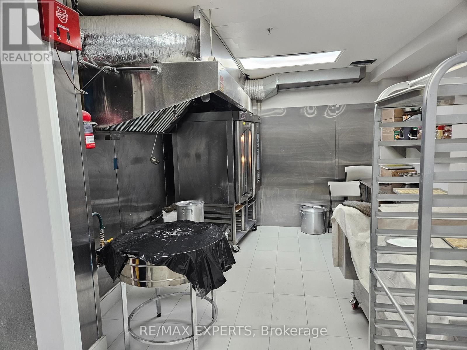 2 - 1270 Finch Avenue W, Toronto, Ontario  M3J 3J7 - Photo 17 - W12783876