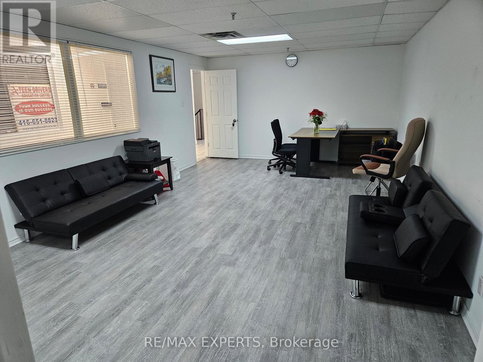 2 - 1270 Finch Avenue W, Toronto, Ontario  M3J 3J7 - Photo 10 - W12783890