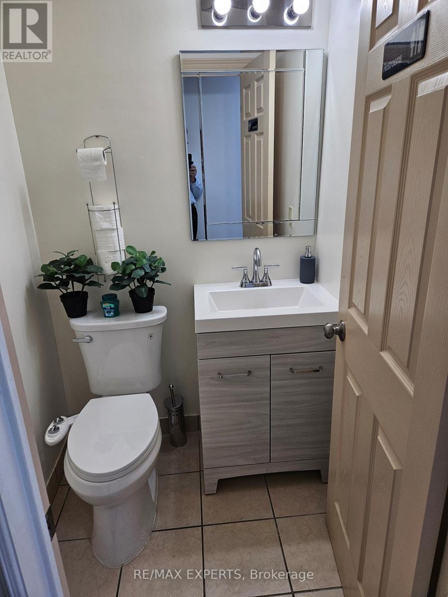 2 - 1270 Finch Avenue W, Toronto, Ontario  M3J 3J7 - Photo 6 - W12783890