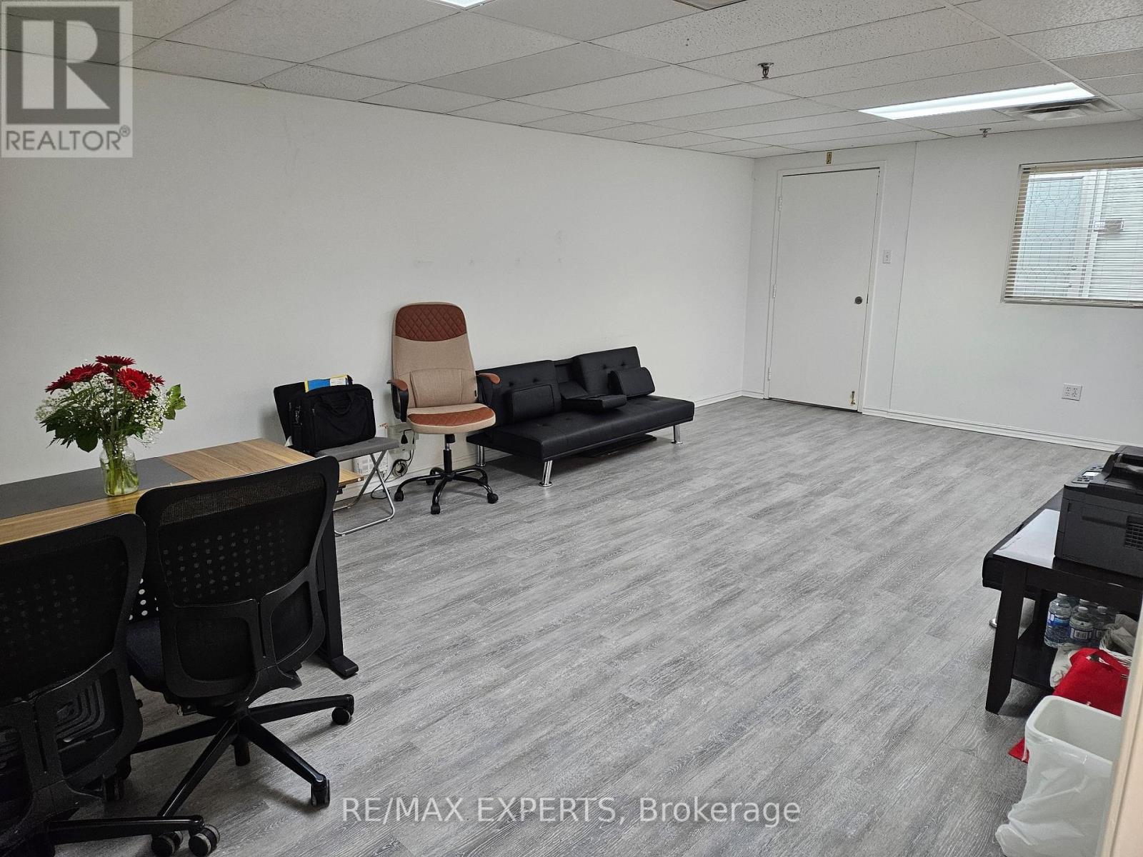 2 - 1270 Finch Avenue W, Toronto, Ontario  M3J 3J7 - Photo 9 - W12783890