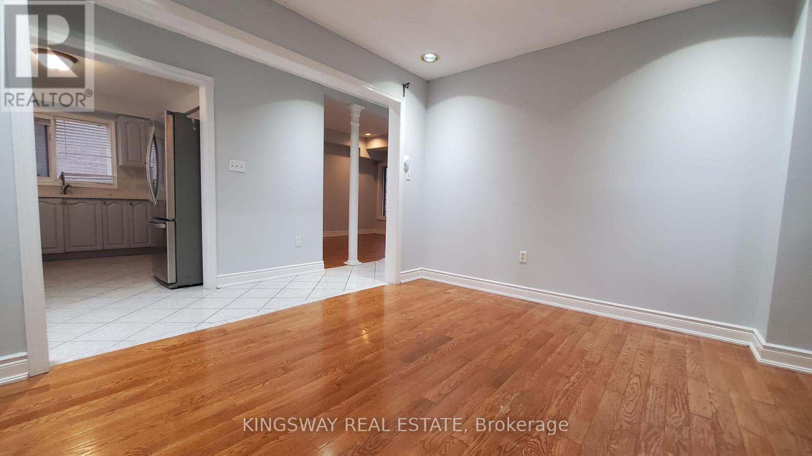 Main - 134 Fernforest Drive, Brampton, Ontario  L6R 1L6 - Photo 10 - W12783910