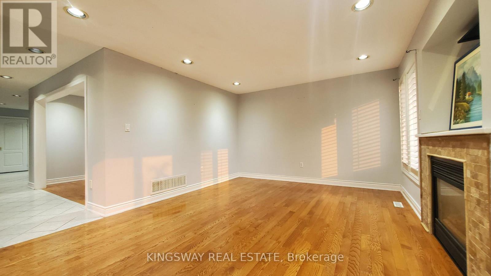 Main - 134 Fernforest Drive, Brampton, Ontario  L6R 1L6 - Photo 15 - W12783910