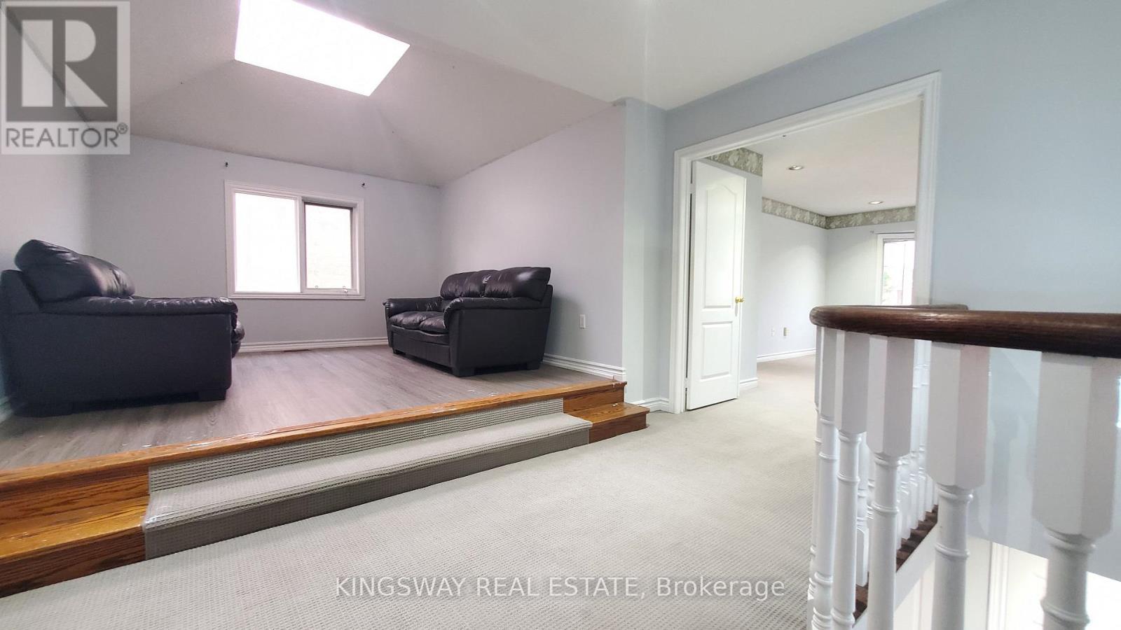 Main - 134 Fernforest Drive, Brampton, Ontario  L6R 1L6 - Photo 17 - W12783910