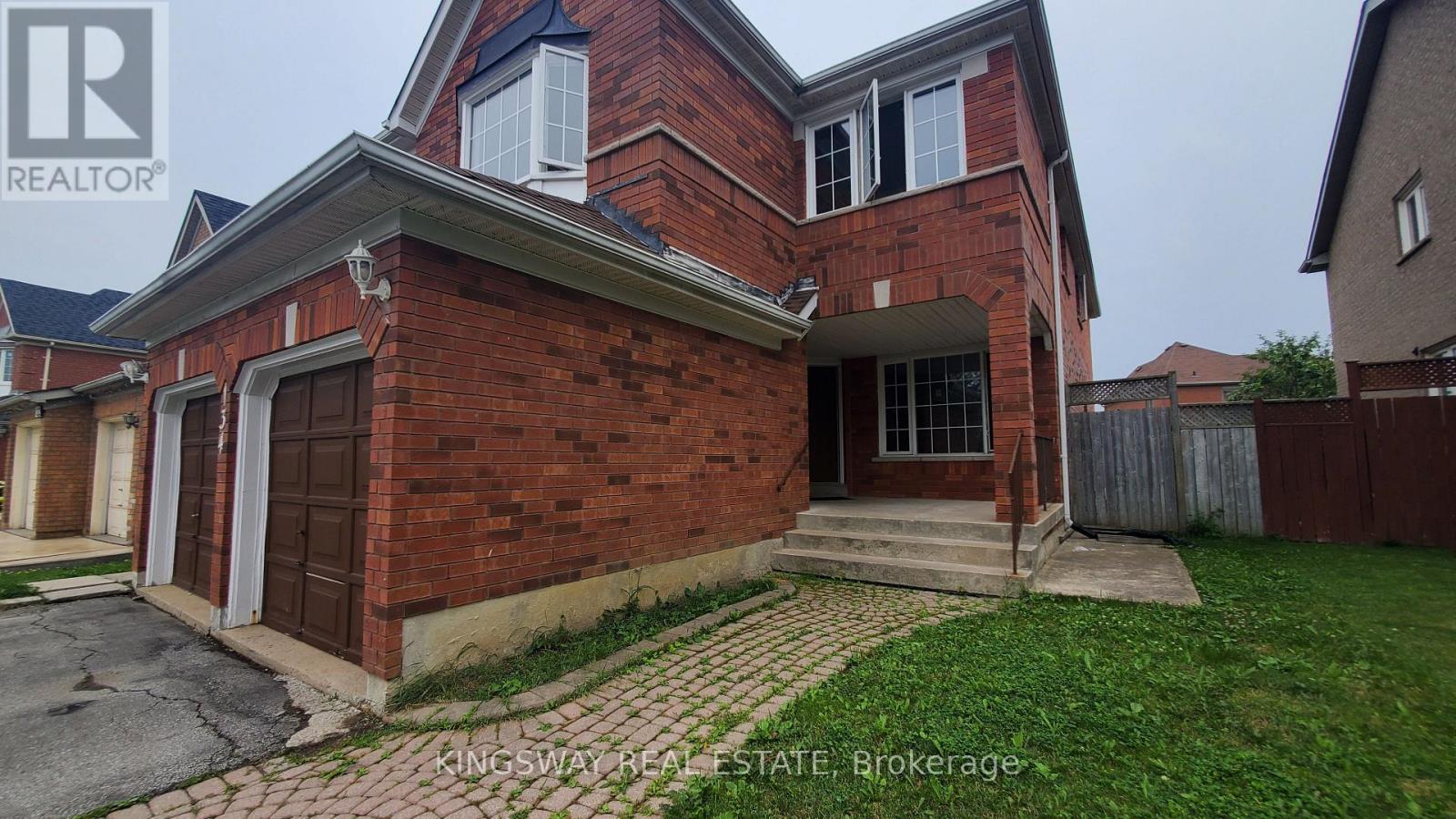 Main - 134 Fernforest Drive, Brampton, Ontario  L6R 1L6 - Photo 2 - W12783910