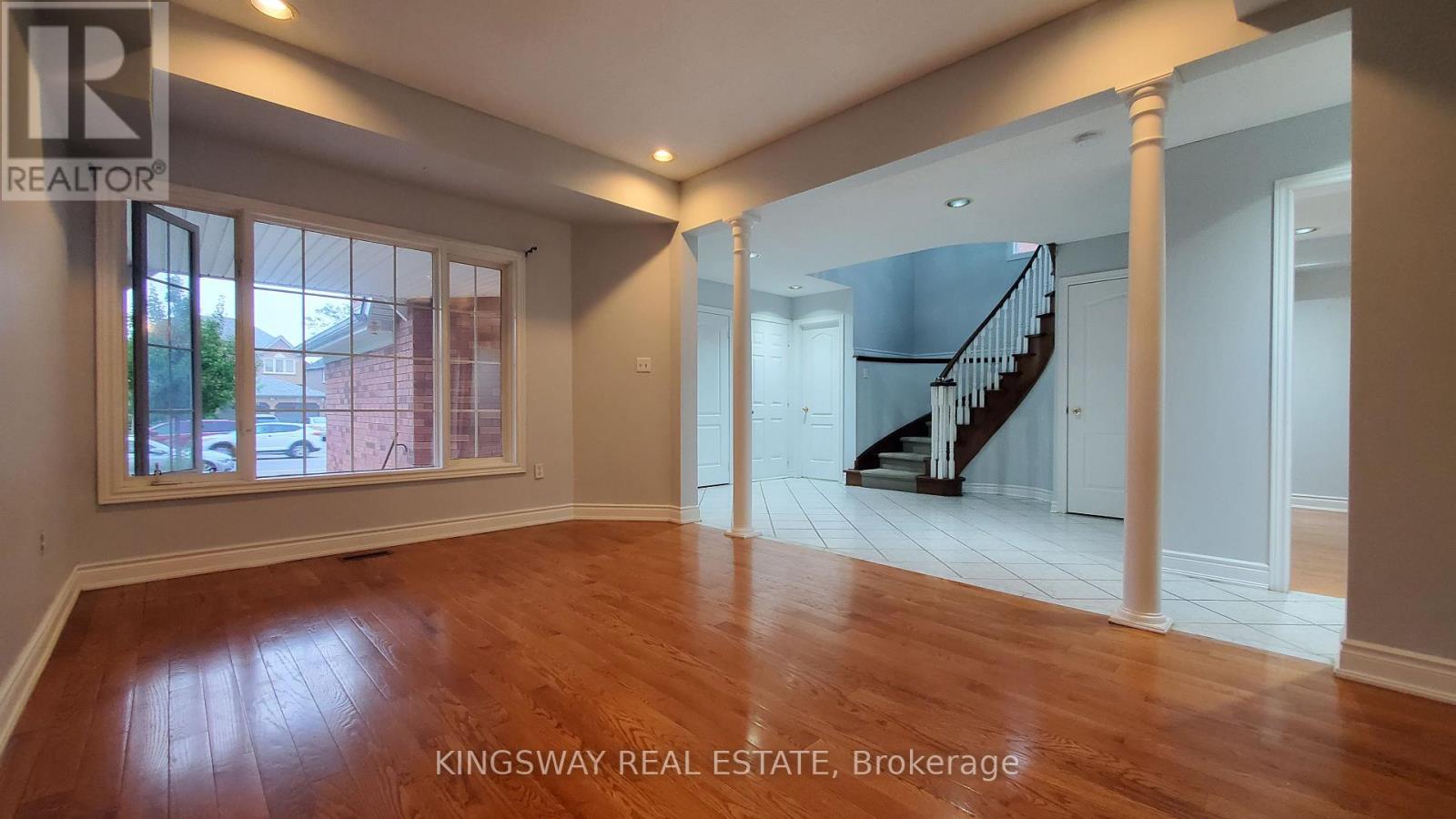 Main - 134 Fernforest Drive, Brampton, Ontario  L6R 1L6 - Photo 6 - W12783910