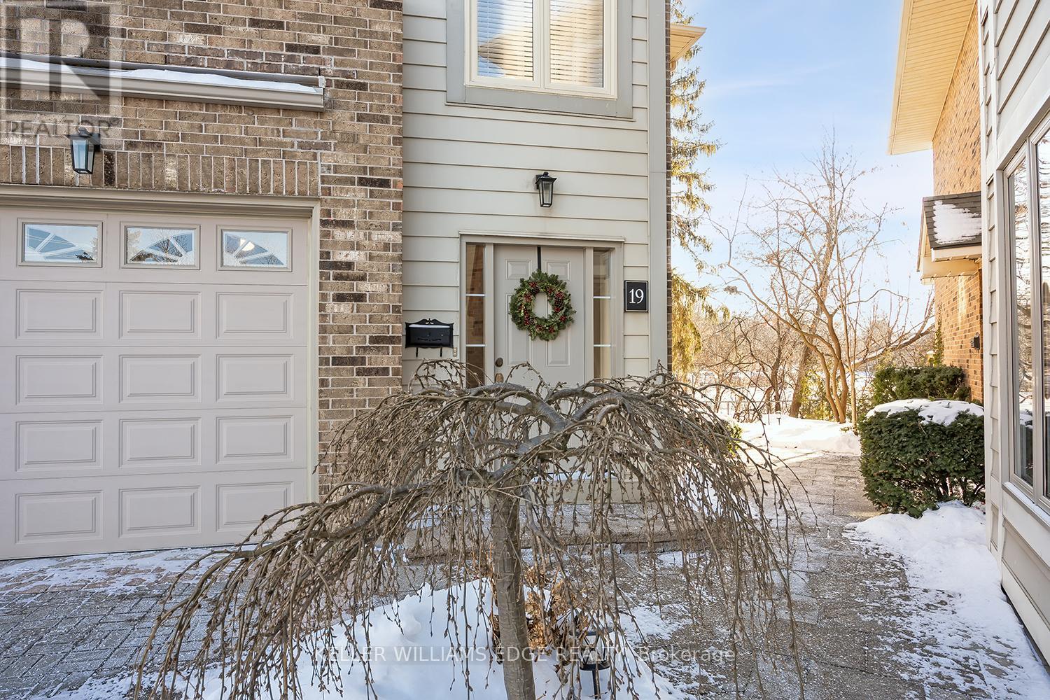 19 - 3230 New Street, Burlington, Ontario  L7N 1M8 - Photo 2 - W12783918