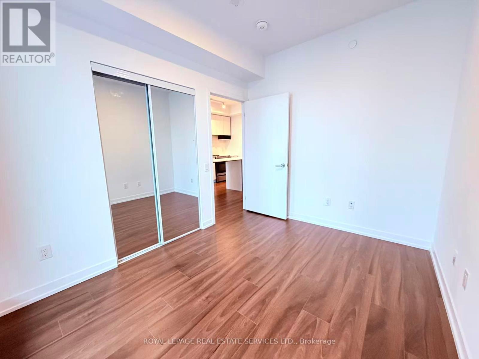 3009 - 4065 Confederation Parkway, Mississauga, Ontario  L5M 0L4 - Photo 6 - W12783392