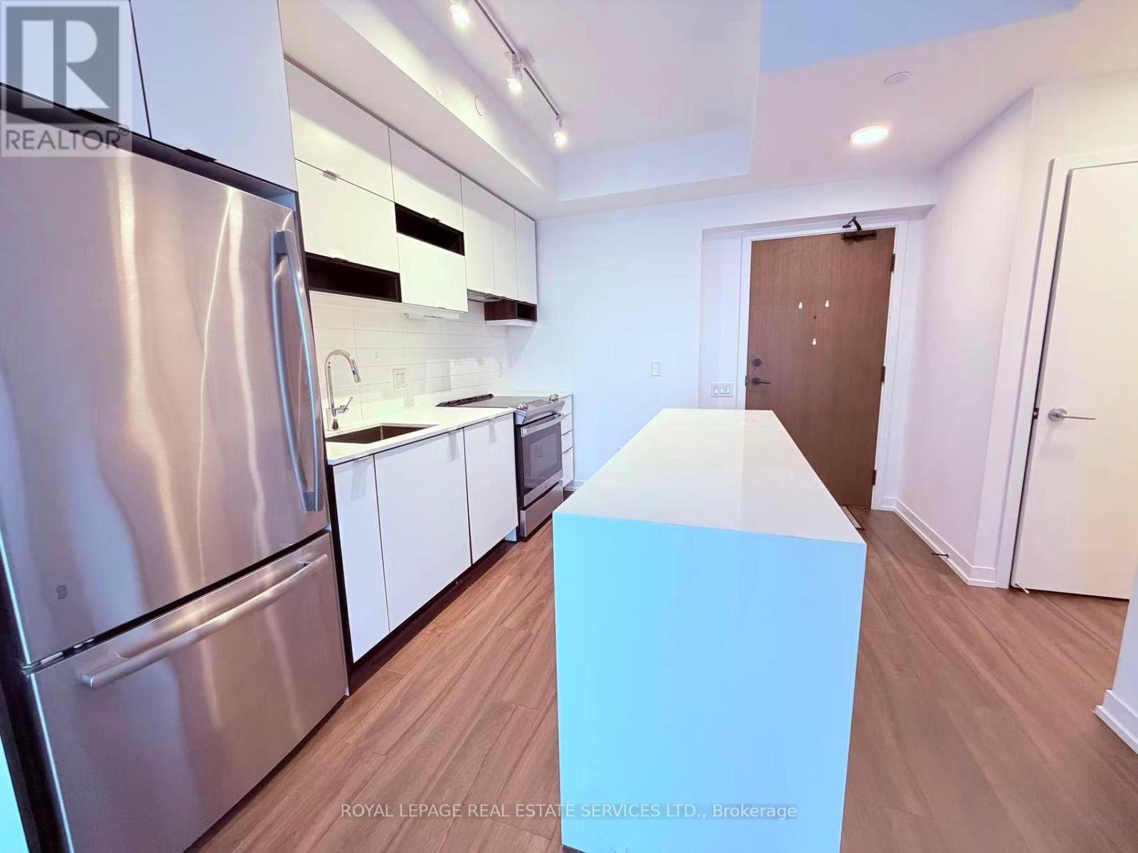 3009 - 4065 Confederation Parkway, Mississauga, Ontario  L5M 0L4 - Photo 4 - W12783392