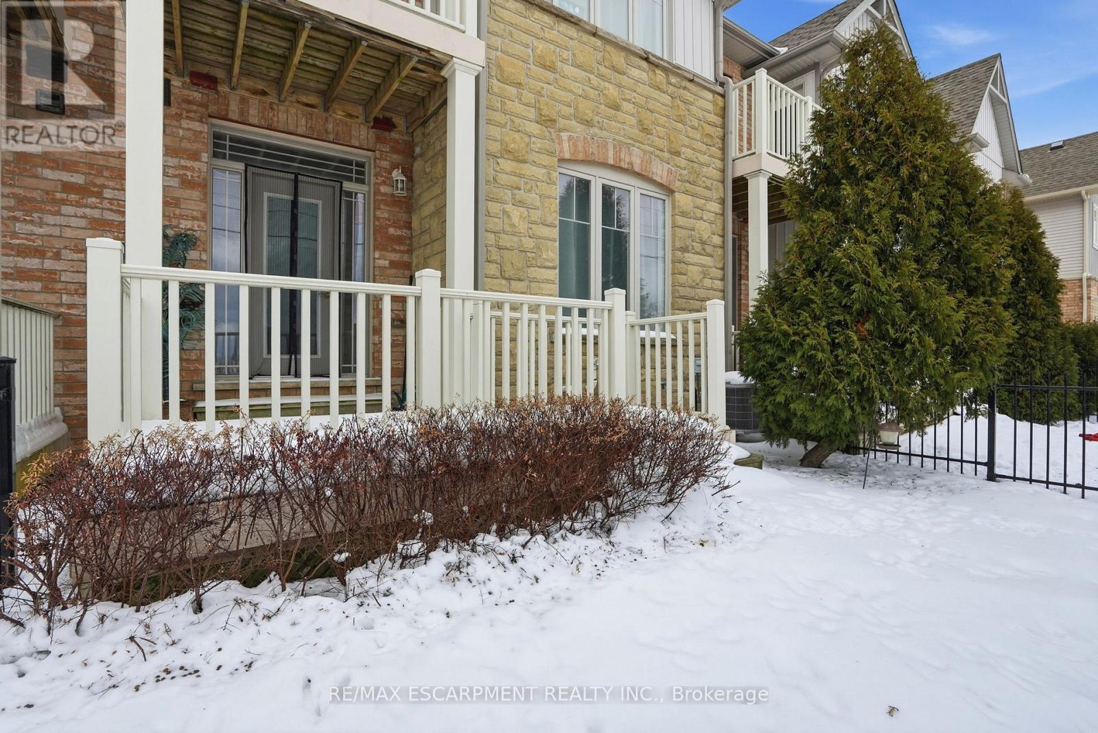 6 - 7 Lakelawn Road, Grimsby, Ontario  L3M 0E9 - Photo 31 - X12783786