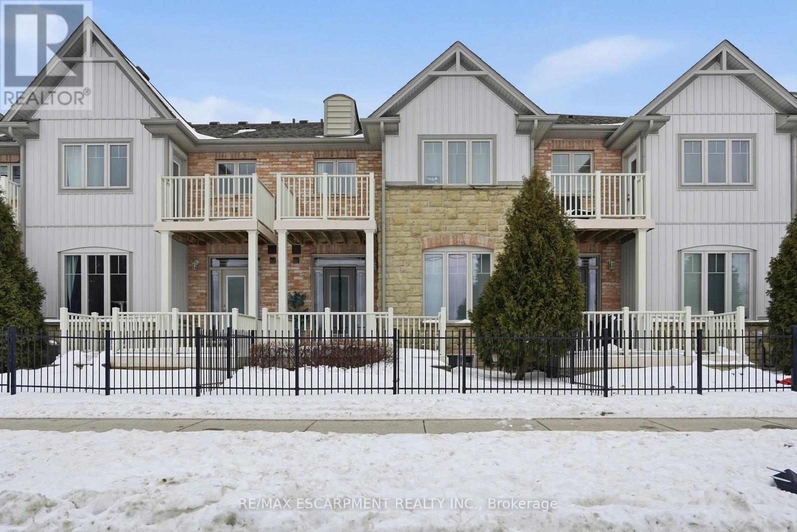 6 - 7 Lakelawn Road, Grimsby, Ontario  L3M 0E9 - Photo 33 - X12783786