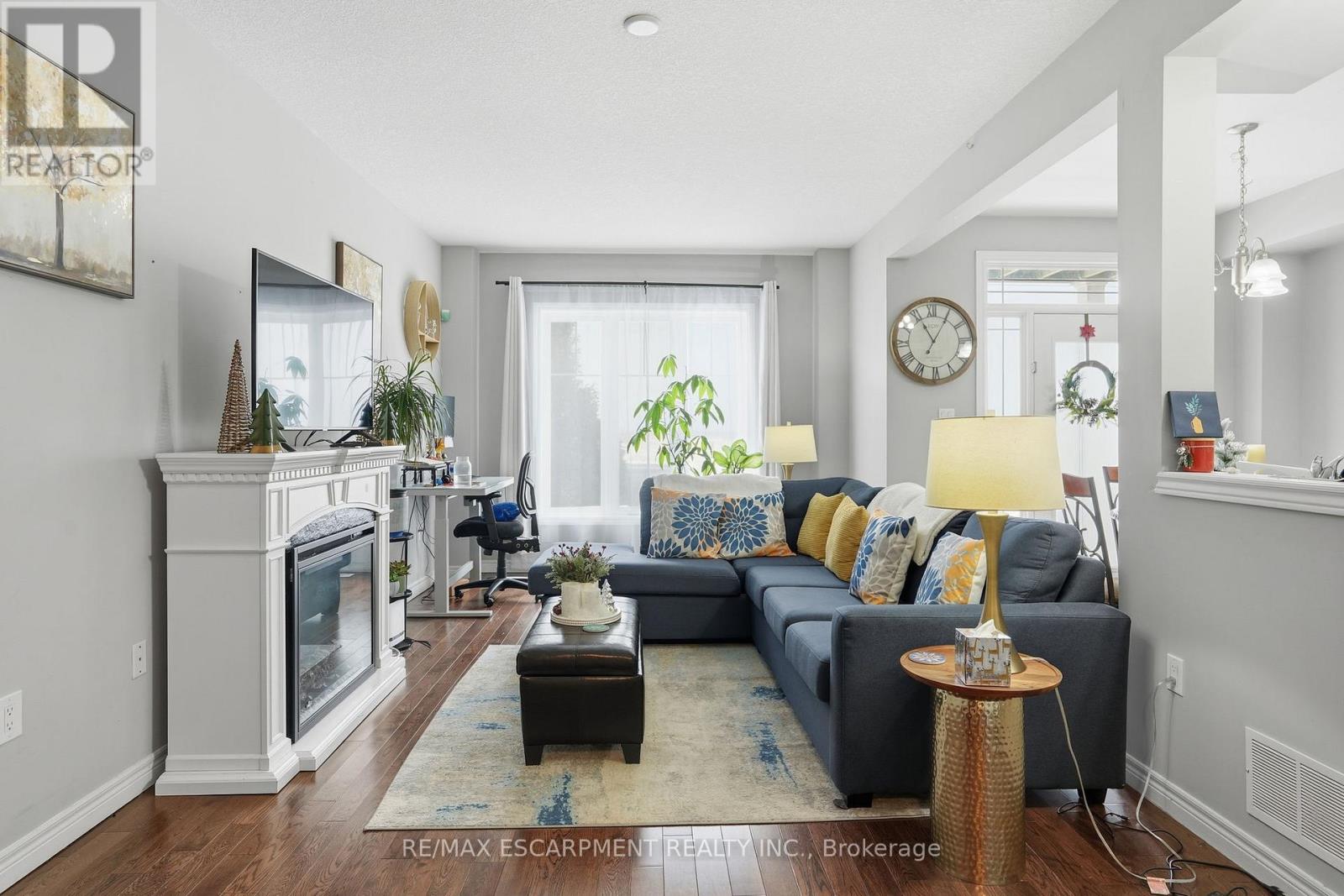 6 - 7 Lakelawn Road, Grimsby, Ontario  L3M 0E9 - Photo 6 - X12783786