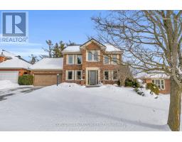 41 TINATAWA COURT, Kitchener, Ontario