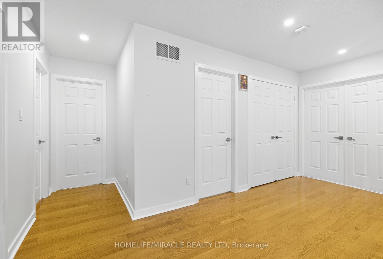 12 Robert Attersley Drive E, Whitby, Ontario  L1R 3E3 - Photo 14 - E12783708