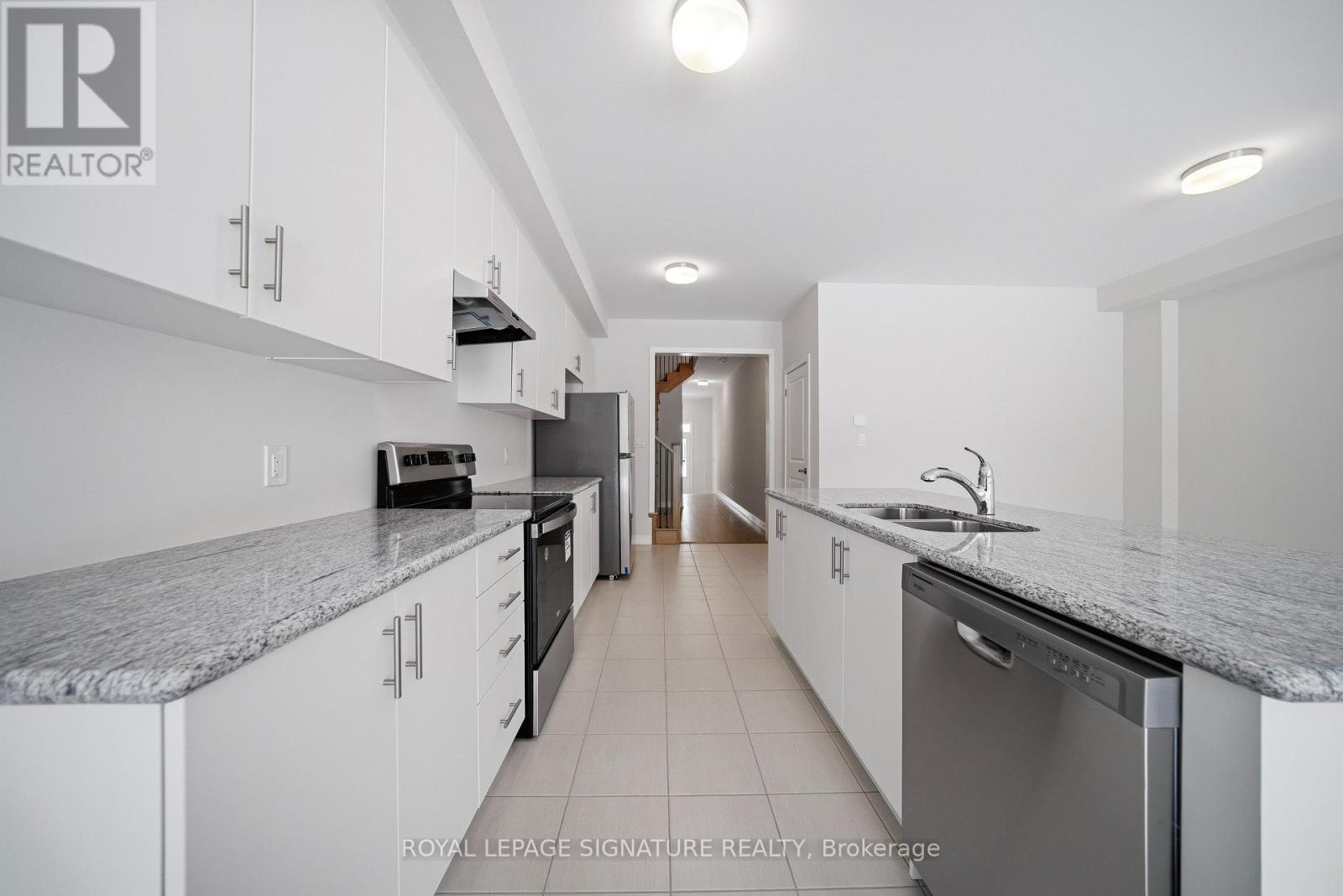 1201 Dartmouth Crescent, Oakville, Ontario  L6H 8C3 - Photo 11 - W12782998