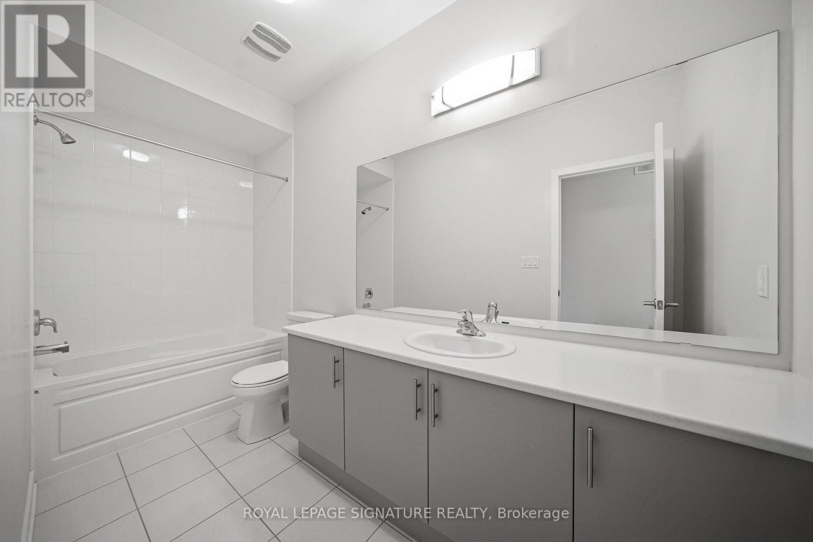 1201 Dartmouth Crescent, Oakville, Ontario  L6H 8C3 - Photo 29 - W12782998