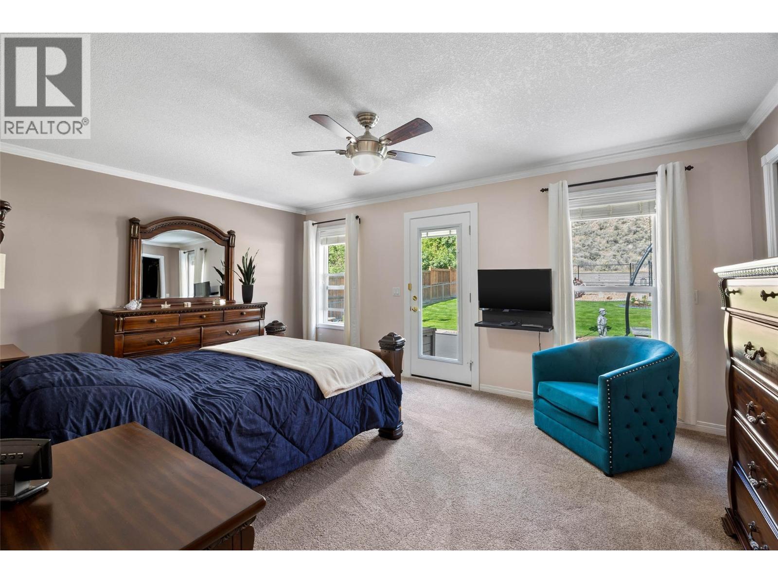 3577 Navatanee Drive, Kamloops, British Columbia  V2H 1S1 - Photo 14 - 10375723