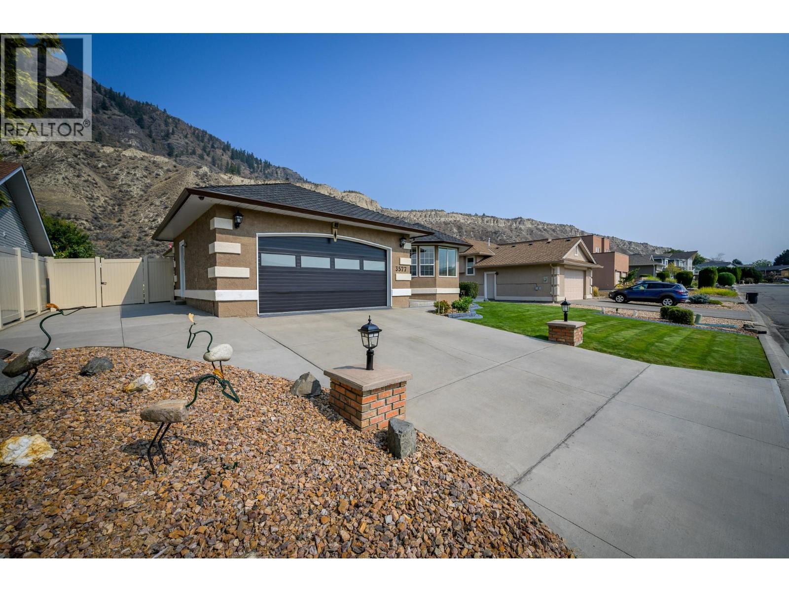 3577 Navatanee Drive, Kamloops, British Columbia  V2H 1S1 - Photo 32 - 10375723