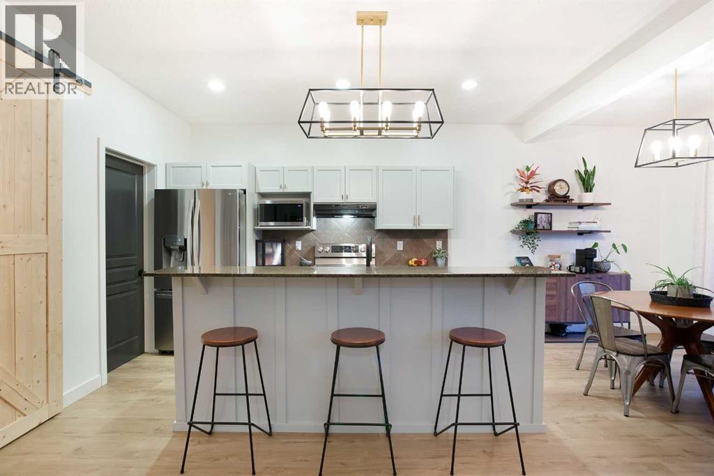 1020 Prairie Springs Hill Sw, Airdrie, Alberta  T4B 0E9 - Photo 8 - A2269969