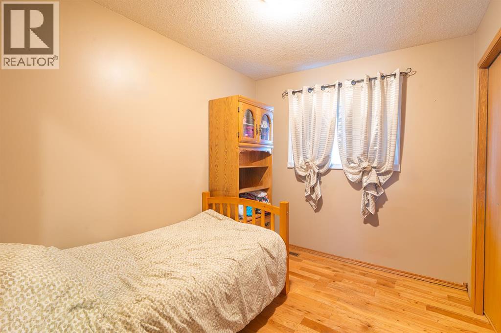 14 Edgington Avenue, Red Deer, Alberta  T4R 2K9 - Photo 17 - A2278327