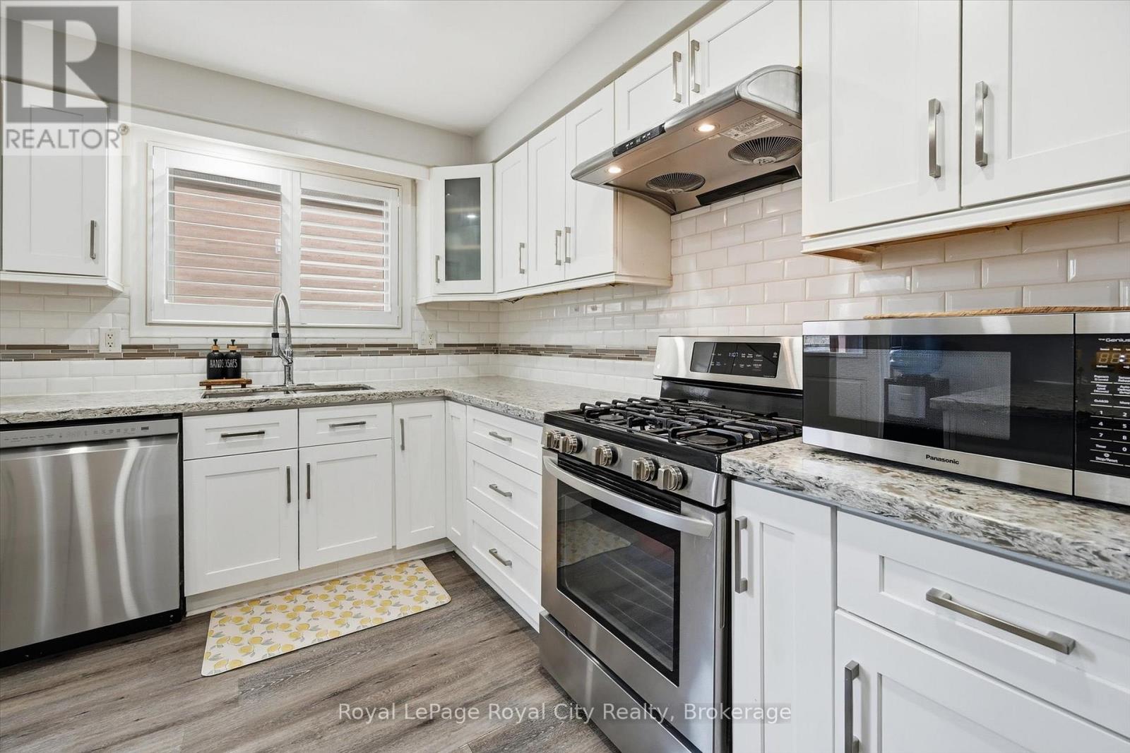 74 Summercrest Drive, Hamilton, Ontario  L8K 6G6 - Photo 13 - X12783960