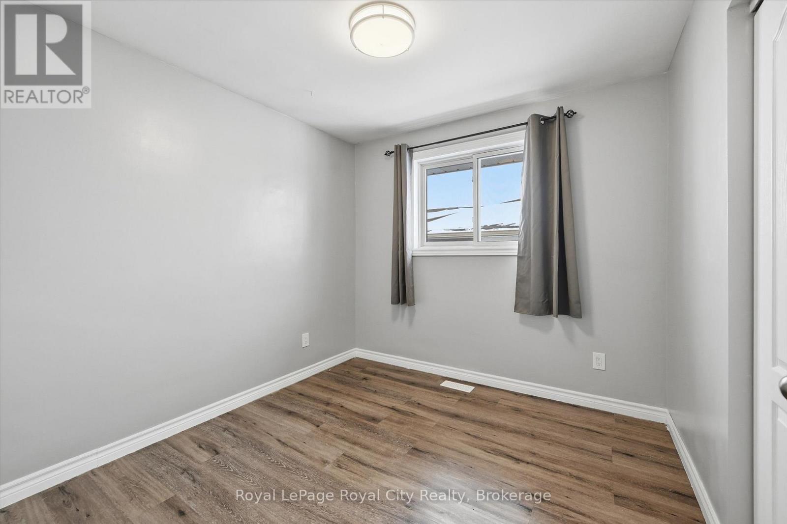 74 Summercrest Drive, Hamilton, Ontario  L8K 6G6 - Photo 19 - X12783960