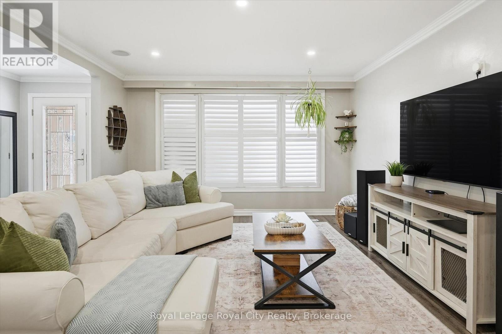 74 Summercrest Drive, Hamilton, Ontario  L8K 6G6 - Photo 7 - X12783960