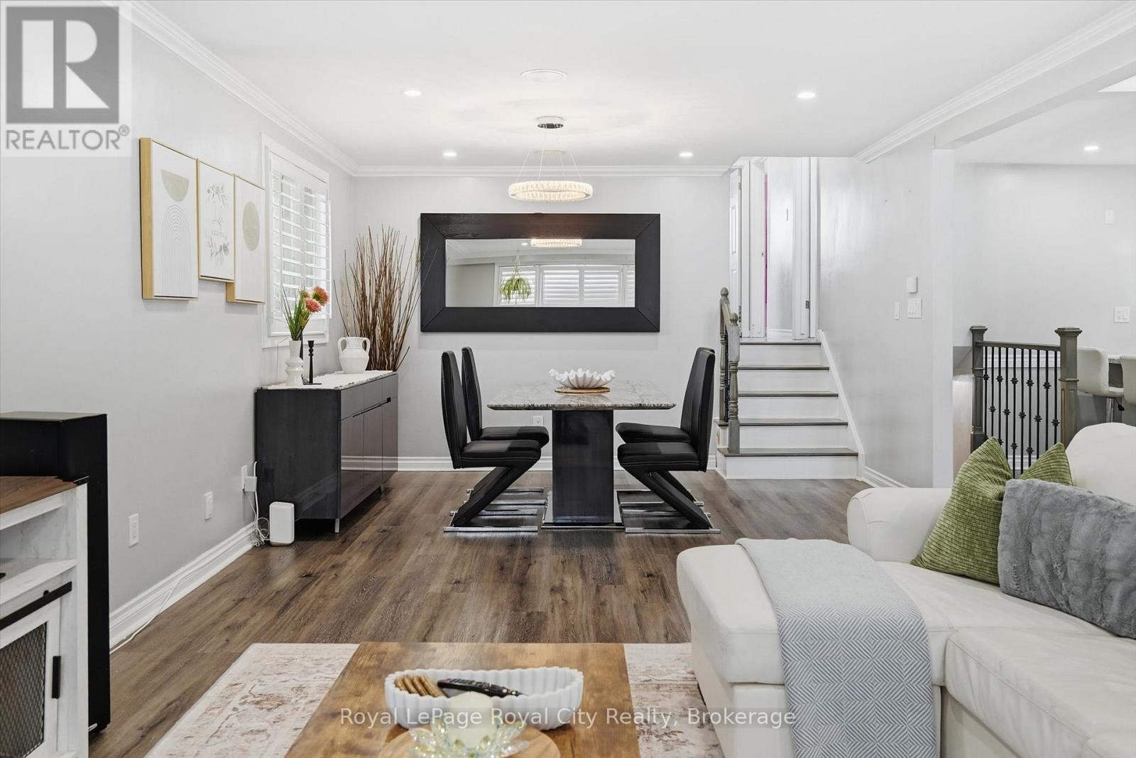 74 Summercrest Drive, Hamilton, Ontario  L8K 6G6 - Photo 9 - X12783960