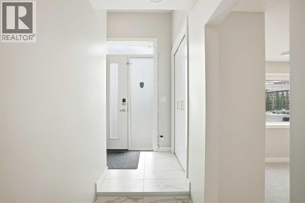 69 Sage Meadows Circle Nw, Calgary, Alberta  T3P 1K3 - Photo 5 - A2282781