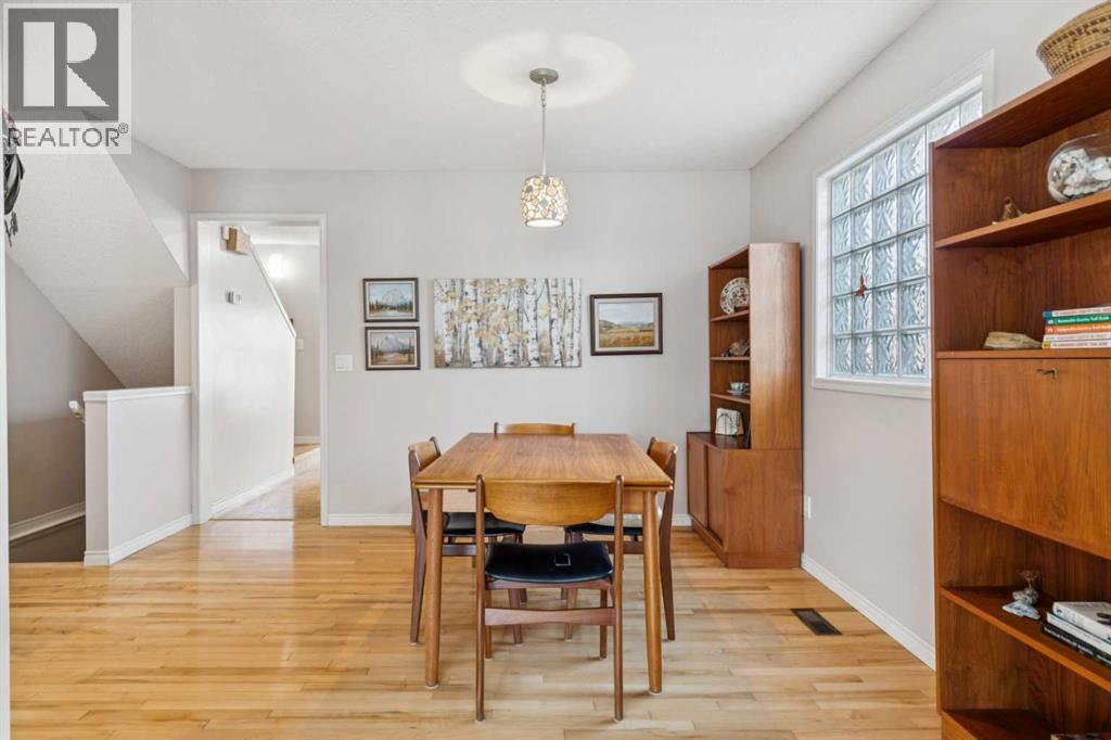 2609 27 Street Sw, Calgary, Alberta  T3E 2G4 - Photo 6 - A2282925