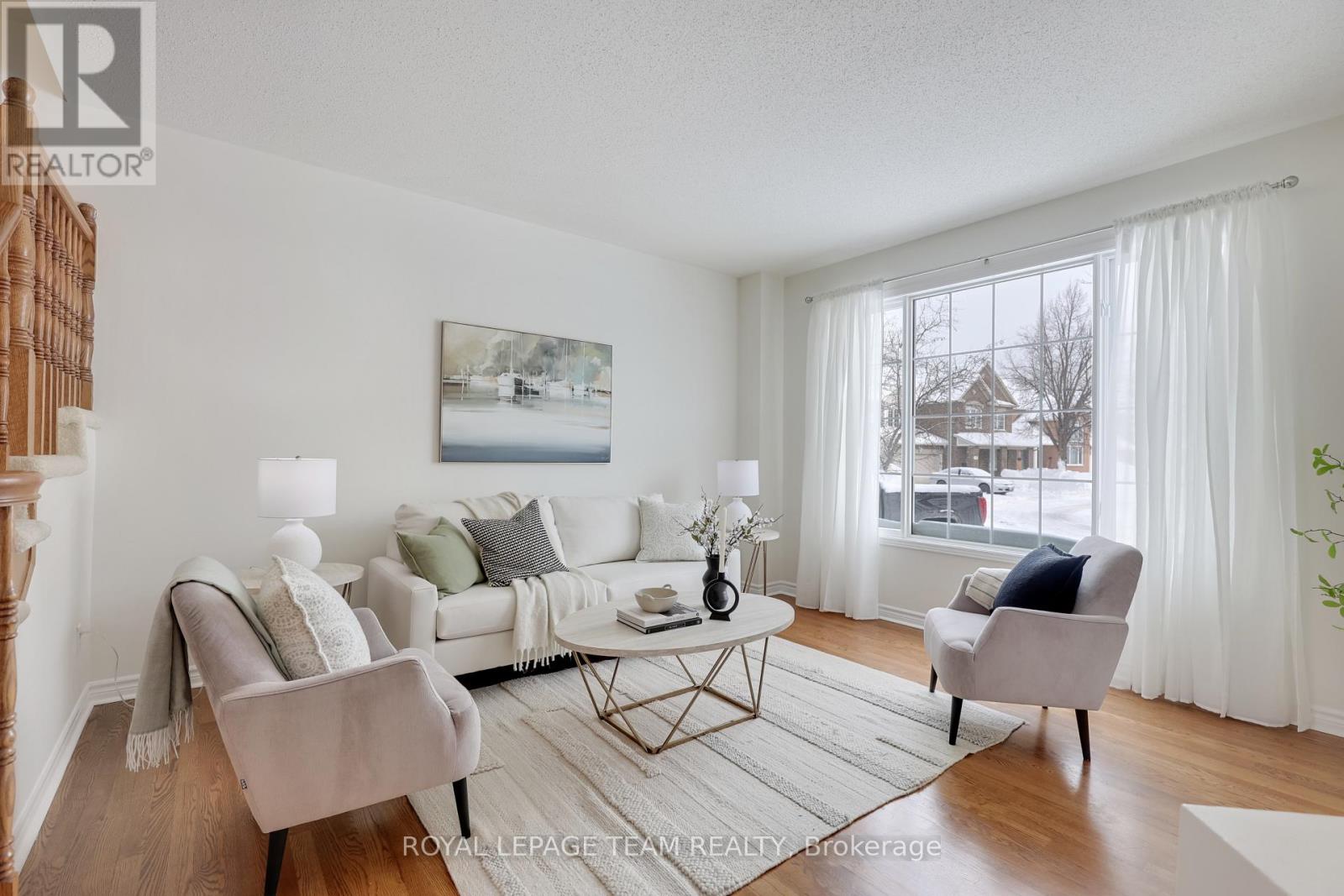 7 Manorgate Place, Ottawa, Ontario  K2G 6L3 - Photo 5 - X12783934