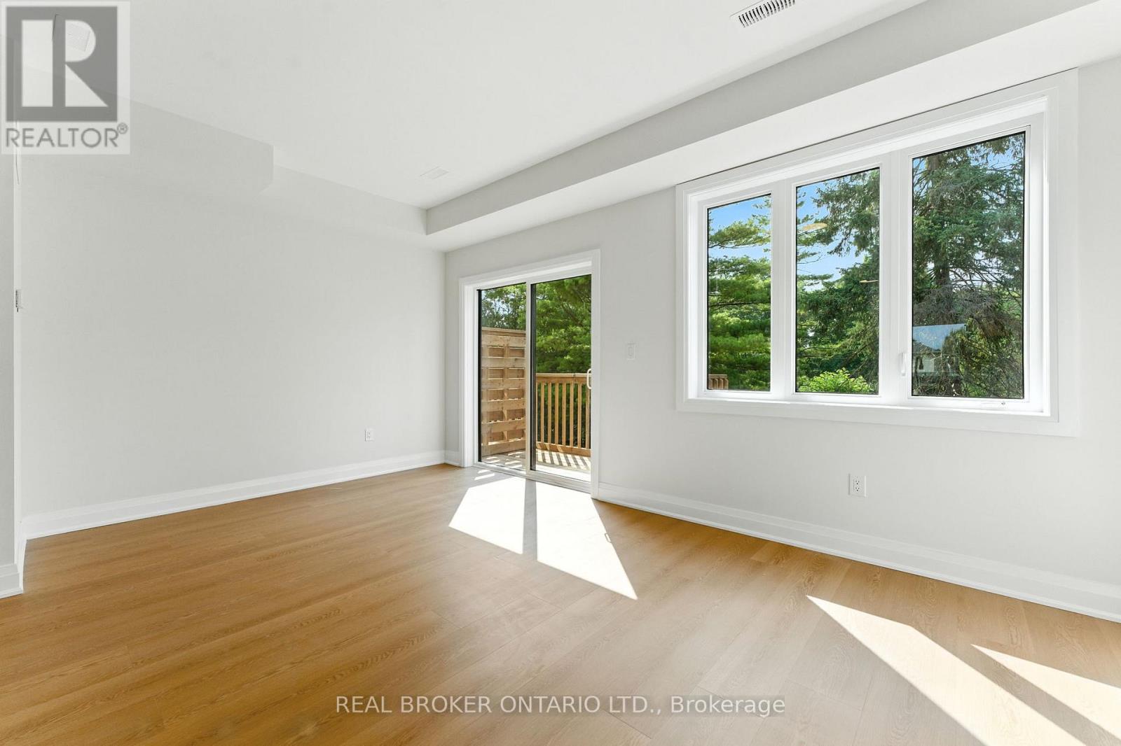 Unit 3 - 161 Fifth Avenue, Brant, Ontario  N3S 1A3 - Photo 18 - X12342963