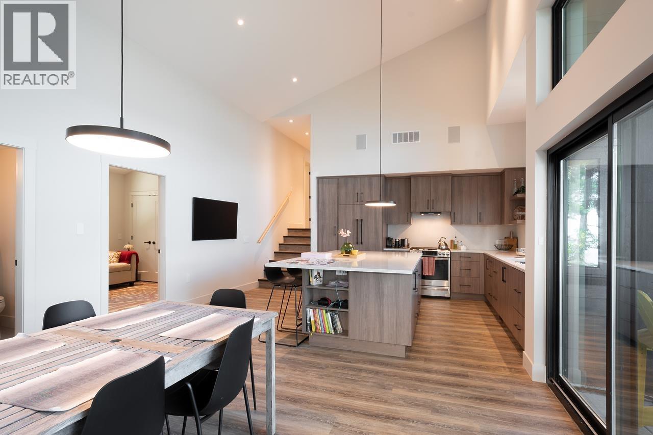 1505 Williams Road, Bowen Island, British Columbia  V0N 1G1 - Photo 9 - R3089381