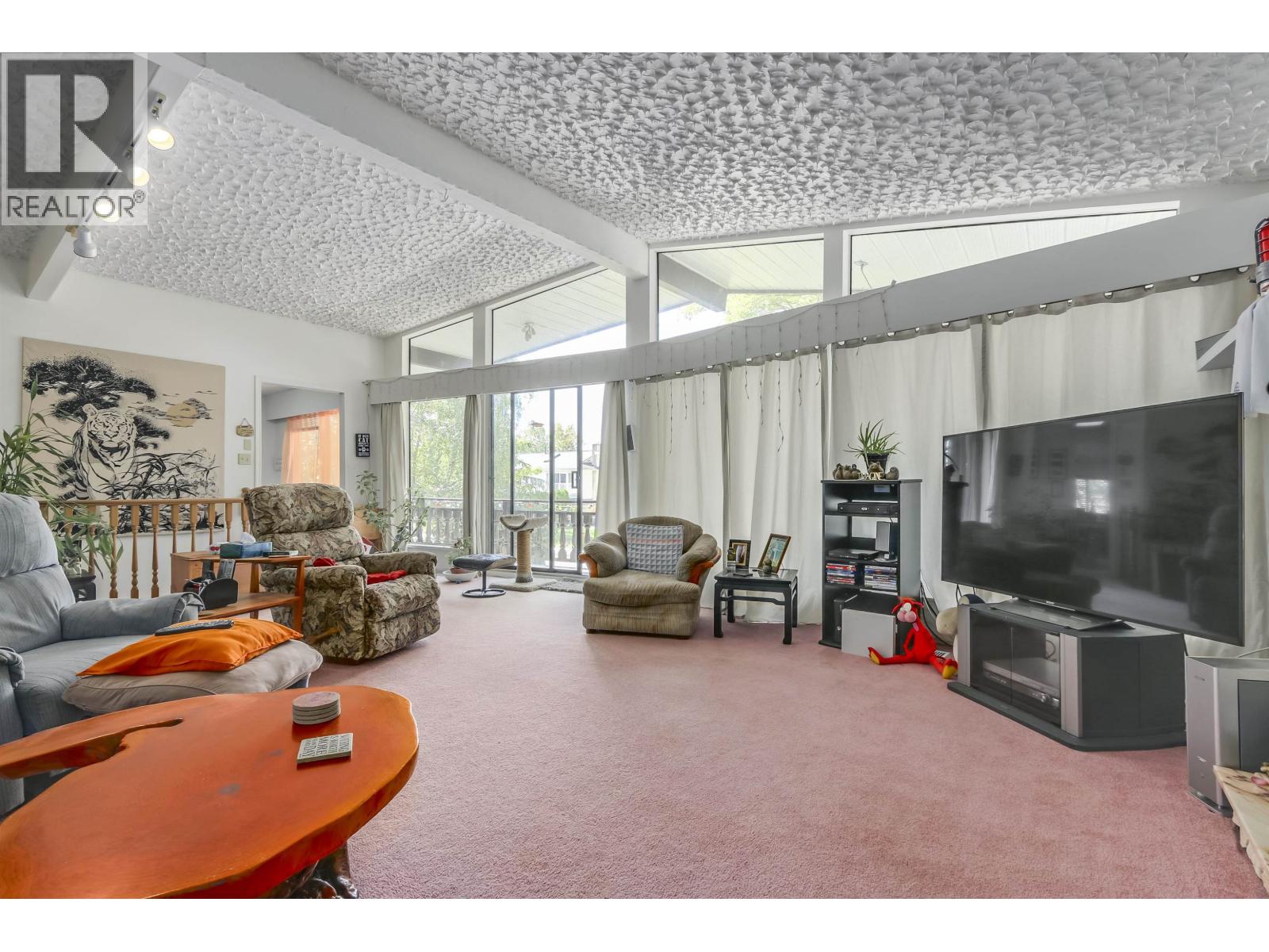 10640 Skagit Drive, Richmond, British Columbia  V7E 2A2 - Photo 3 - R3089386