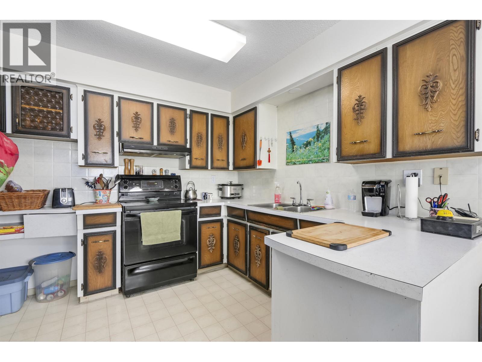 10640 Skagit Drive, Richmond, British Columbia  V7E 2A2 - Photo 5 - R3089386