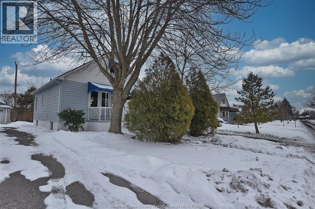 2526 Francois Road, Windsor, Ontario  N8W 4T6 - Photo 2 - 26003150