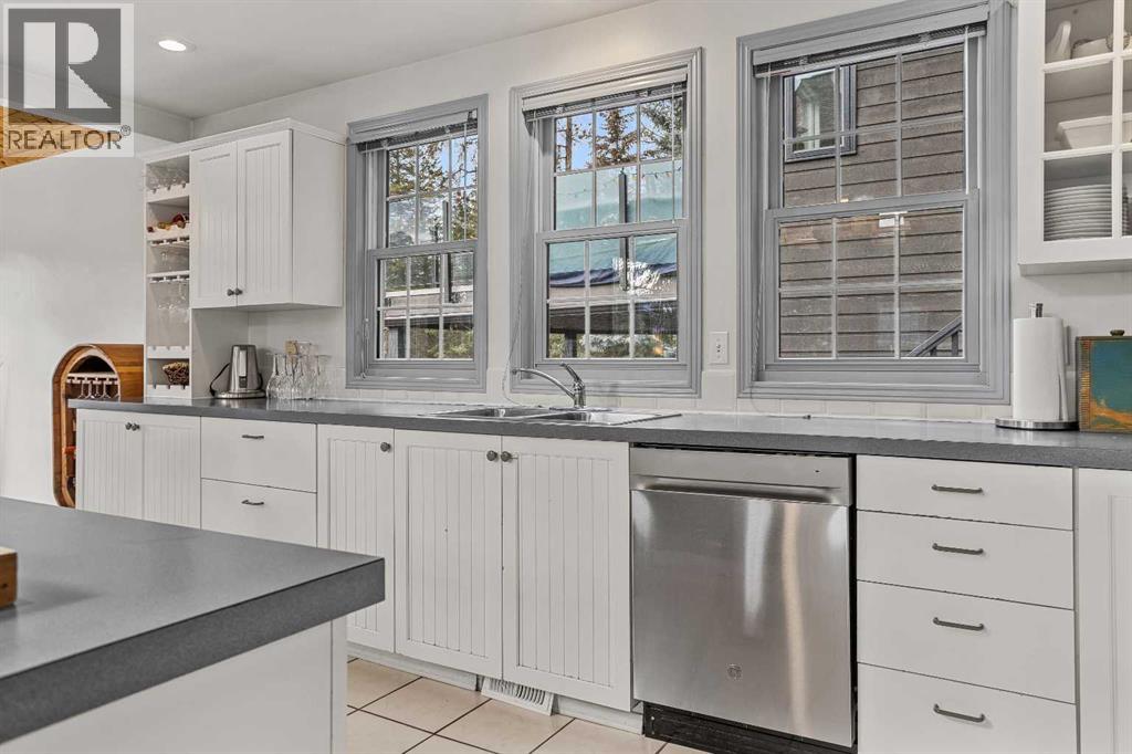 204 Benchlands Terrace, Canmore, Alberta  T1W 1G1 - Photo 15 - A2266624