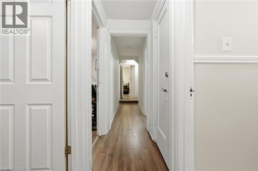 2 Gary Avenue, Hamilton, Ontario  L8S 1Y3 - Photo 16 - 40794608