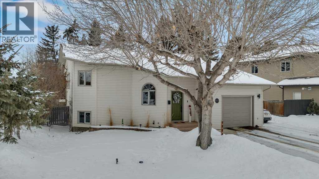 4904 43 Street, Ponoka, Alberta